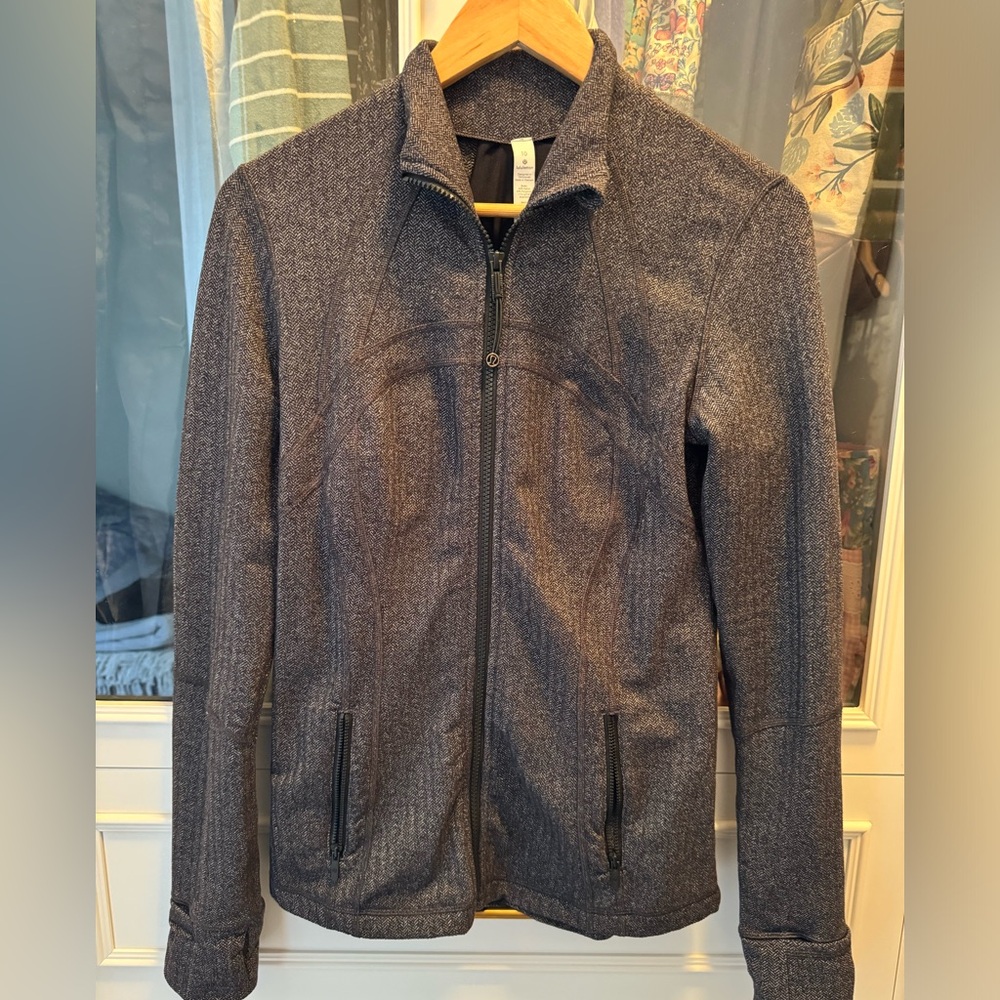 Lulu Lemon Zip-Up jacket